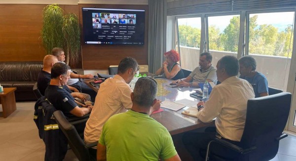 ΕΥΒΟΙΑ: Έκτακτη σύσκεψη για την αντιμετώπιση των συνεπειών της κακοκαιρίας (φωτό)