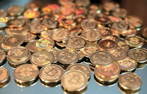 Το Bitcoin έφτασε στα 675 δολάρια!