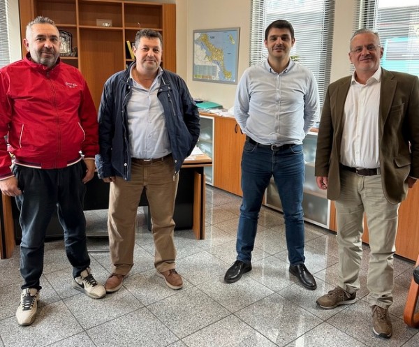 Παρέμβαση Ζεμπίλη στο ΚΤΕΛ Εύβοιας για τα κομμένα δρομολόγια μέσω Αρκίτσας