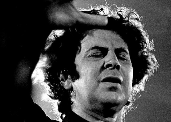 ΜΙΚΗΣ ΘΕΟΔΩΡΑΚΗΣ: Τριήμερο εθνικό πένθος κήρυξε ο Κυριάκος Μητσοτάκης (VIDEO)