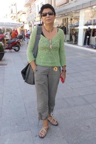 Η Μένη πάντρεψε τον αδελφό της