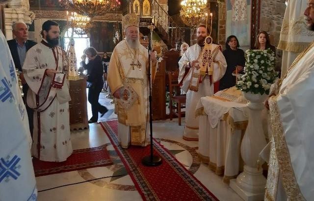 ΒΑΣΙΛΙΚΟ: Ο Μητροπολίτης τέλεσε το μνημόσυνο του Σπύρου Βαβουλιώτη