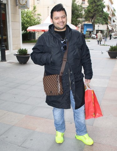 Ήρθε στη Χαλκίδα για ψώνια και ...κατασκοπεία