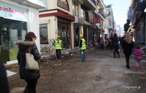 Ξεκίνησε με γκρίνια η πεζοδρόμηση της υπόλοιπης Αβάντων
