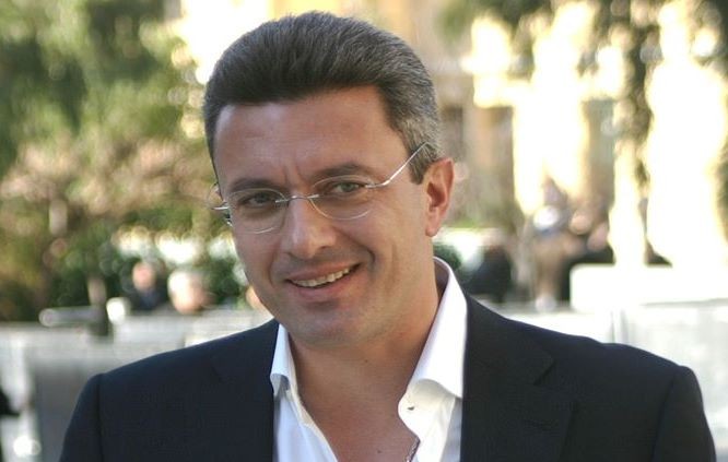 Τον ...μάτιασαν τον Χατζηνικολάου