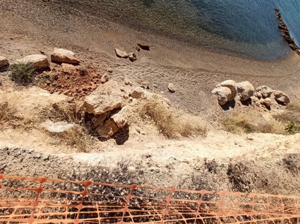 Νέα κατολίσθηση στον Μπουρνώντα