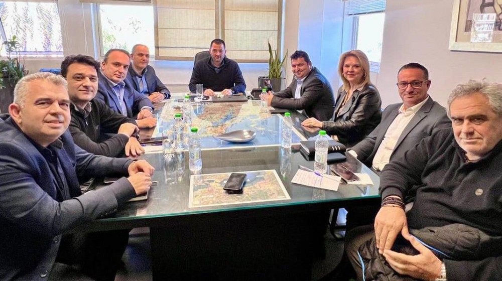 Σύσκεψη του Φάνη Σπανού με τους Δήμαρχους της Εύβοιας