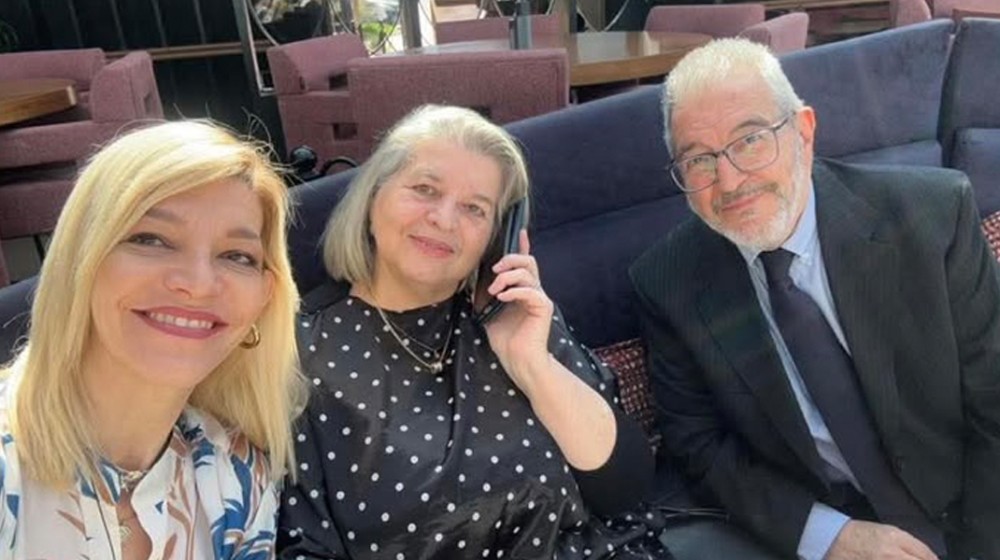 Η Αφροδίτη Νέστορα θρηνεί για τη δολοφονία της μητέρας της - Πριν από 5 χρόνια είχε χάσει την αδερφή της