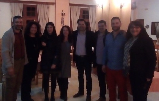 Έκοψαν την πίτα με πολύ κέφι στους Καθενούς