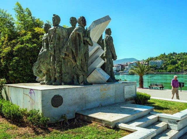 ΕΡΓΑΤΙΚΟ ΚΕΝΤΡΟ ΕΥΒΟΙΑΣ: Θα καταθέσει στεφάνι στο Μνημείο Εθνικής Αντίστασης