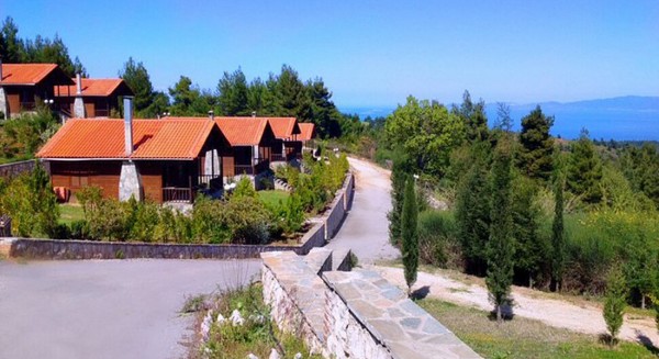 Εγκαίνια επαναλειτουργίας για το Δασικό Χωριό στους Παπάδες βόρειας Εύβοιας