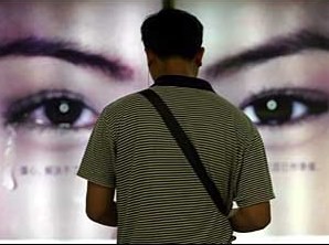 Βάζει το συναίσθημα πάνω από τη λογική