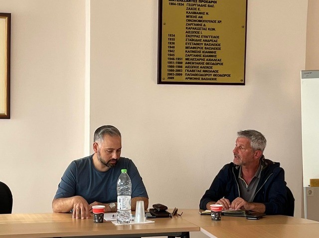 ΧΑΛΚΙΔΑ: Ο αντιδήμαρχος Γιώργος Πάνος ενημέρωσε τους εμπόρους για θέματα καθαριότητας