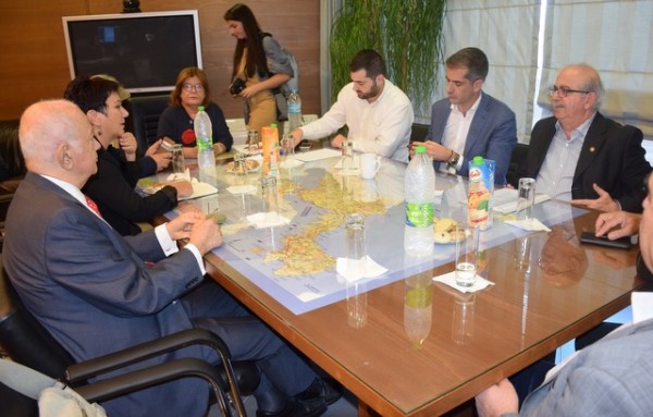 Σύσκεψη με τον υπουργό Οικονομικών στο Διοικητήριο της Χαλκίδας