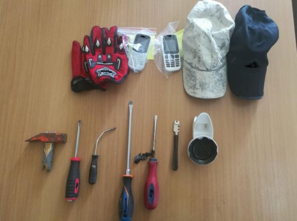 Σε φιάσκο εξελίχθηκε η απόπειρα κλοπής σε πολυκατοικία για τους δράστες