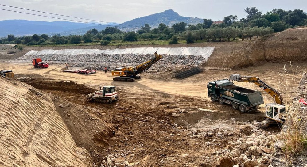 ΓΕΦΥΡΑ ΦΥΛΛΩΝ: Ο υφυπουργός Γιώργος Καραγιάννης επιθεώρησε τις εργασίες ανακατασκευής