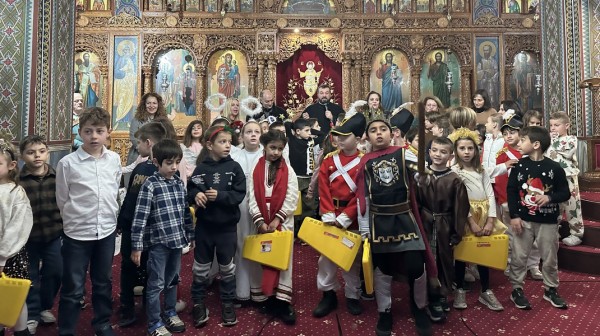 ΧΑΛΚΙΔΑ- ΚΑΝΗΘΟΣ:  Χριστουγεννιάτικη γιορτή μέσα στο ναό της Ευαγγελίστριας