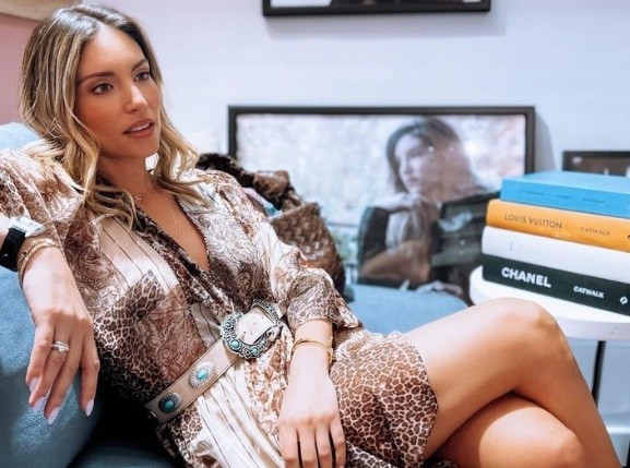 Αθηνά Οικονομάκου: Συνδύασε δύο μοτίβα animal print σ'ένα look
