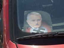 Kόκκινο πανί ο Pαγκούσης