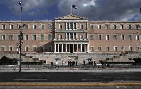 14χρονος μαθητής πήγε να μπει στη Βουλή με μαχαίρι