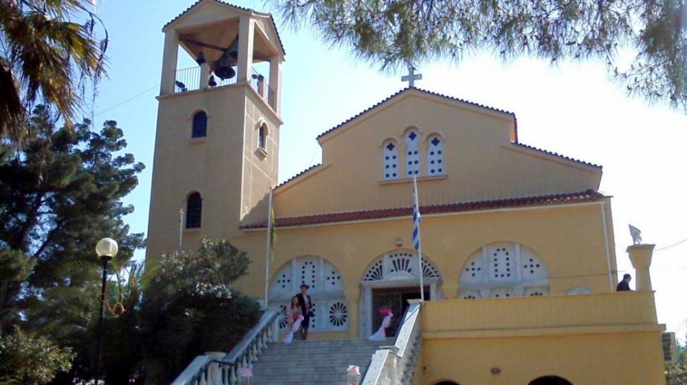 ΧΑΛΚΙΔΑ: Πανηγυρίζει ο ναός των Αγίων Αναργύρων για την γιορτή των Αγίων Κοσμά και Δαμιανού