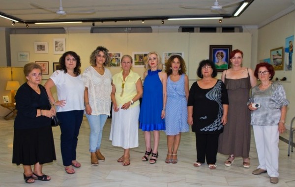 Οι Κουμιώτες της Χαλκίδας εκθέτουν τα έργα τους στο Δημαρχείο