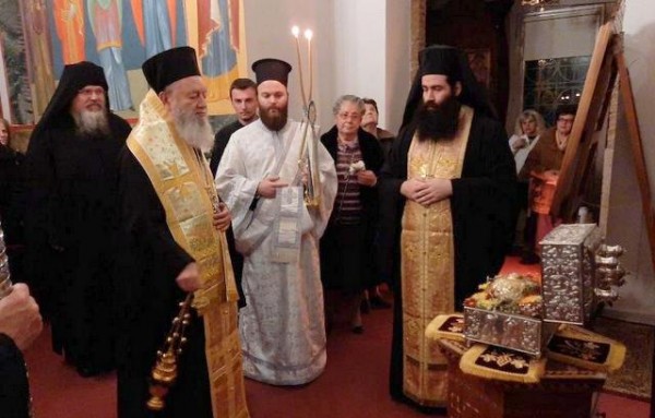 ΧΑΛΚΙΔΑ: Ο Μητροπολίτης σε Αγρυπνία στην Αγία Βαρβάρα