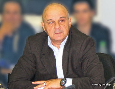 ΒΑΣΙΛΗΣ ΚΑΘΑΡΟΣΠΟΡΗΣ: Με αποχή απαντάει στη μεσημεριάτικη συνεδρίαση του Δημοτικού Συμβουλίου Χαλκίδας