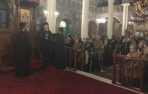 Με κατάνυξη άρχισε η Σαρακοστή στη Μητρόπολη Χαλκίδας