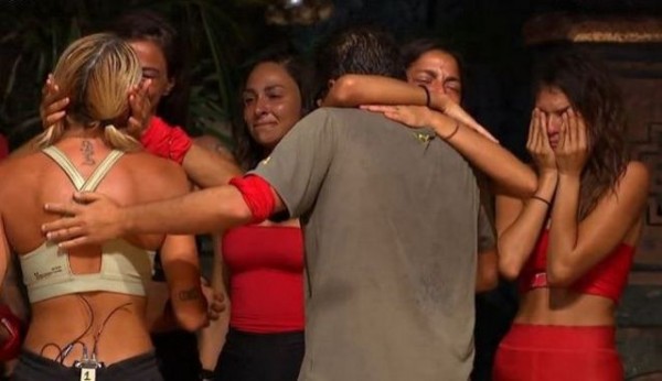 Διπλή αποχώρηση στο Survivor: Έφυγαν Λάμπρος και Αθηνά - Επιστρέφει η Ταραμπάνκο