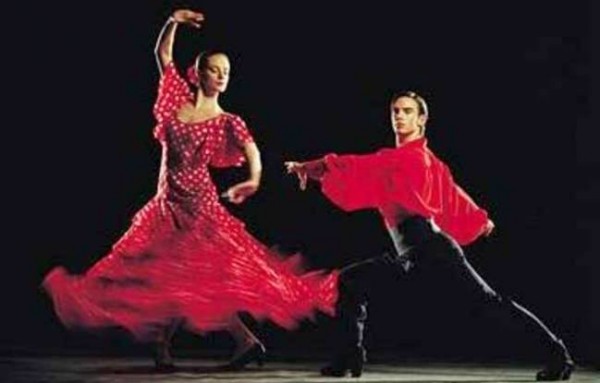 Παράσταση φλαμένγκο στο Κόκκινο Σπίτι