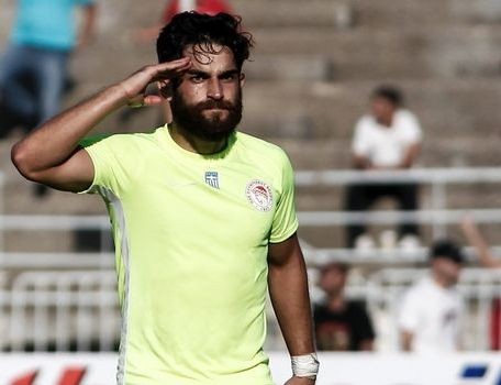 Ελληνας έβαλε γκολ και χαιρέτησε στρατιωτικά όπως οι Τούρκοι ποδοσφαιριστές (VIDEO)