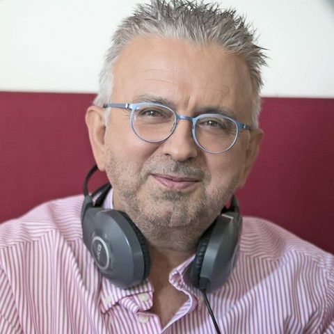 Ο Δήμος Βερύκιος ζήτησε συγνώμη για τη φωτογραφία που ανέβασε με την Παναγία και τα ποντίκια