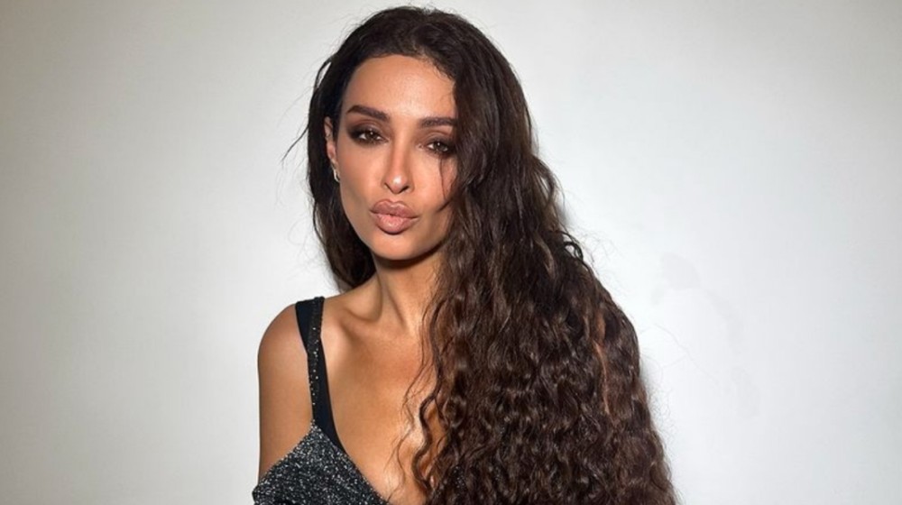 Η Ελένη Φουρέιρα φωτογραφήθηκε τόπλες και γνώρισε την αποθέωση