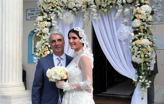 Αυτό είναι το βίντεο από το γάμο του Σίμου Κεδίκογλου (VIDEO)