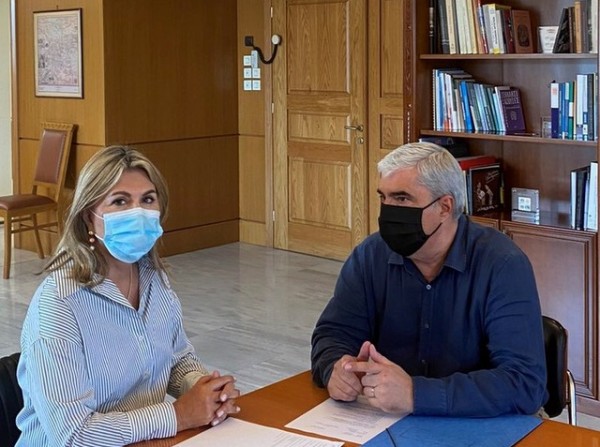 Τι ζήτησε ο Σίμος Κεδίκογλου από την υφυπουργό Παιδείας για την Εύβοια