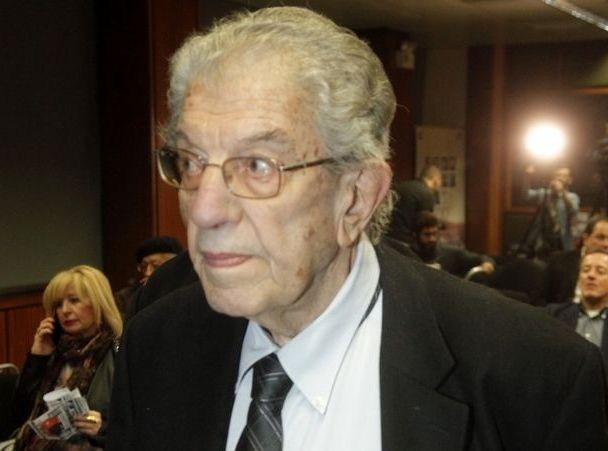Πέθανε ο καθηγητής Βασίλης Φίλιας