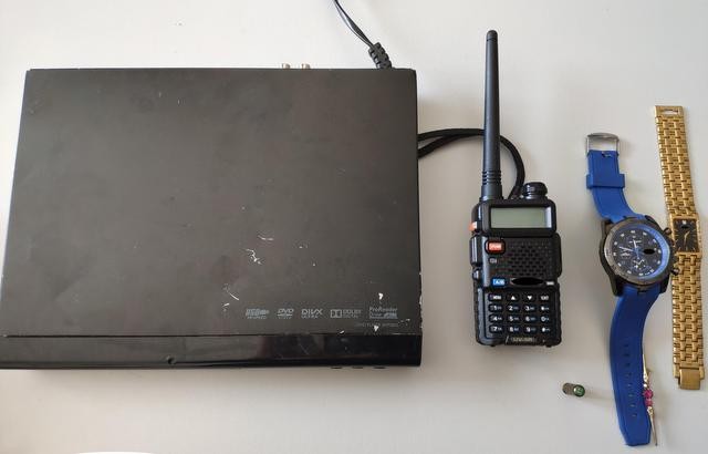 ΛΑΜΙΑ: Μπήκε σε σπίτι και άρπαξε φορητούς υπολογιστές και κοσμήματα 24χρονος