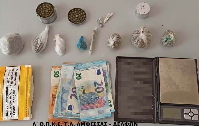 Μόλις είδε αστυνομικούς πέταξε από το παράθυρο του ΙΧ 4 σακουλάκια με χασίς