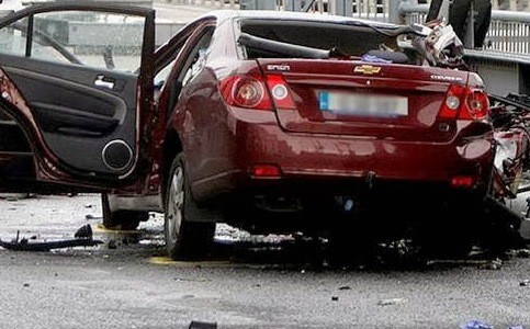 Στούκαρε σε μαντρότοιχο με ΙΧ και έχασε τη ζωή του 20χρονος