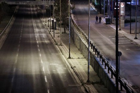 ΚΟΡΩΝΟΪΟΣ: Τέλος στην απαγόρευση κυκλοφορίας