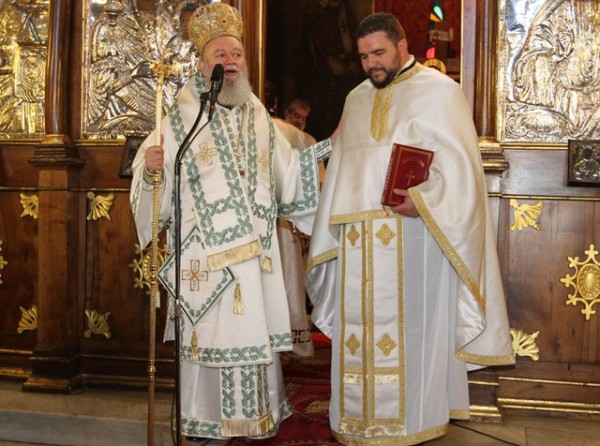 Χειροτονήθηκε πρεσβύτερος ο νέος Εφημέριος της Ενορίας Αγίου Τρύφωνος Λαμψάκου
