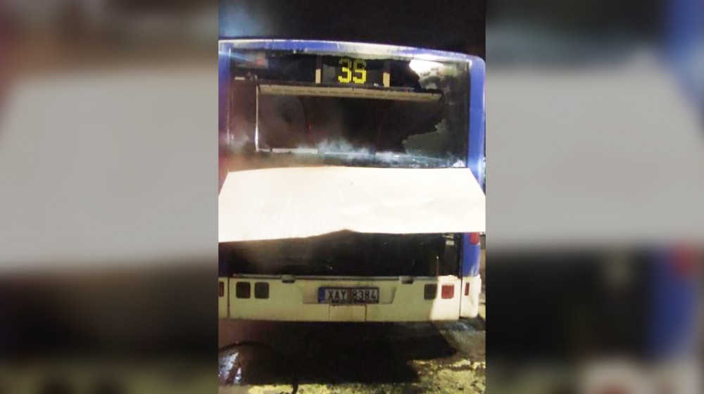 ΧΑΛΚΙΔΑ: Φωτιά σε λεωφορείο με επιβάτες