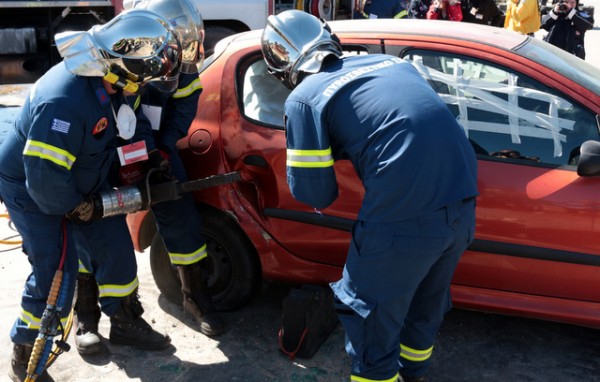 ΔΗΛΕΣΙ: Δύο τραυματίες σε τροχαίο τα ξημερώματα της Τετάρτης