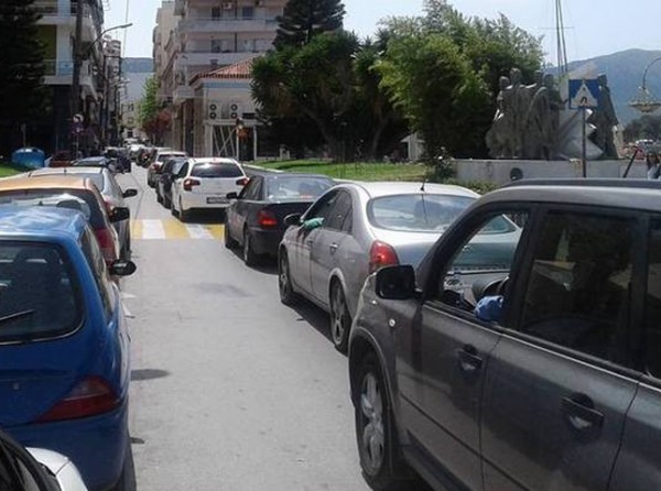 ΧΑΛΚΙΔΑ: Πού απαγορεύεται η στάθμευση και ποιες ώρες το Σάββατο 25 Μαρτίου