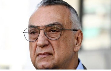 ΚΡΙΕΖΑ: Ο ψυχίατρος Δημήτρης Σούρας μιλάει σε εκδήλωση στο Γυμνάσιο