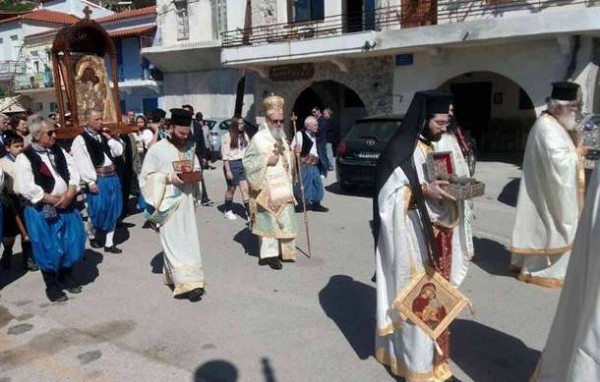 Πανηγύρι στη Λίμνη για την Παναγία την Λιμνιά