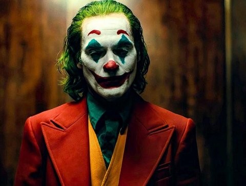 JOKER: Η ΕΛ.ΑΣ εισβάλλει στα σινεμά και βγάζει έξω τους ανήλικους