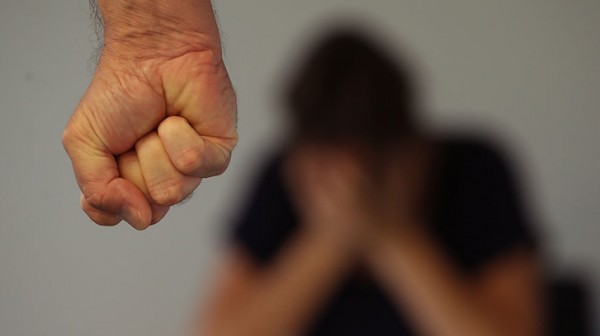 Στο νοσοκομείο νοσηλεύεται ο 15χρονος που ξυλοκοπήθηκε από τον πατέρα του μετά την αποκάλυψη ότι είναι ομοφυλόφιλος