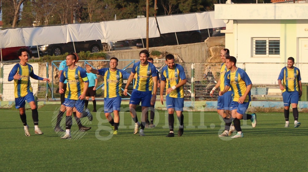 ΣΤΑΥΡΟΣ-ΜΑΚΡΥΚΑΠΑ 3-0: Επέλαση με μίστερ ασίστ τον Τότσι και επιστροφή του Θέμη Τσιαμπαλή